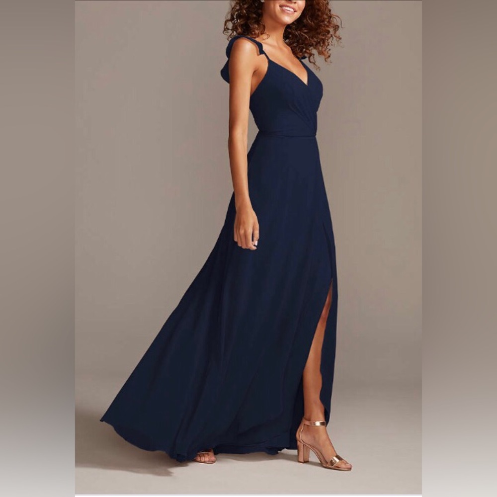 David’s Bridal blue navy dress 💙